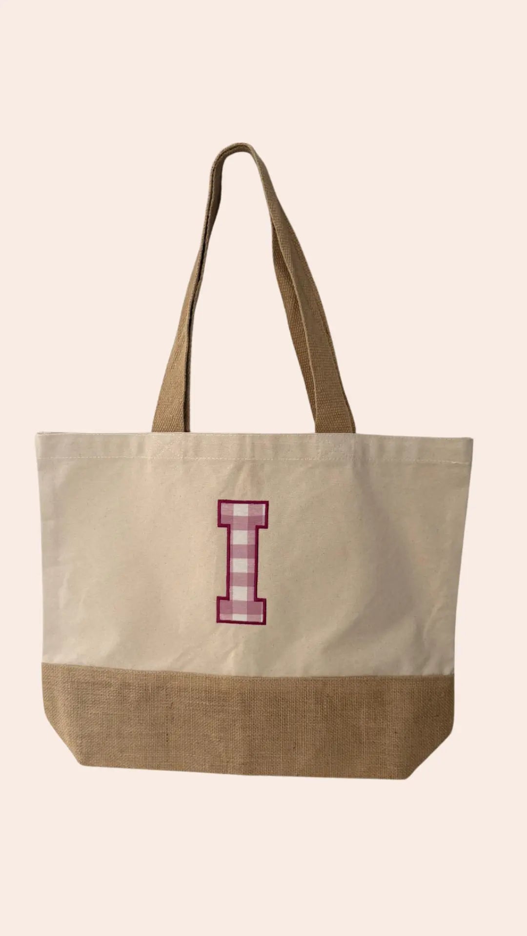Bolso de playa con inical bordada