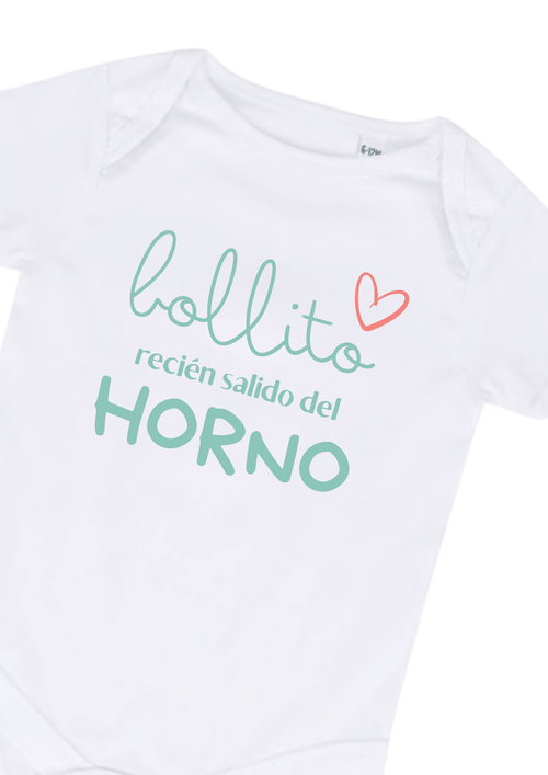 Detalle del bordado Bollito Recién Salido del Horno en body de algodón