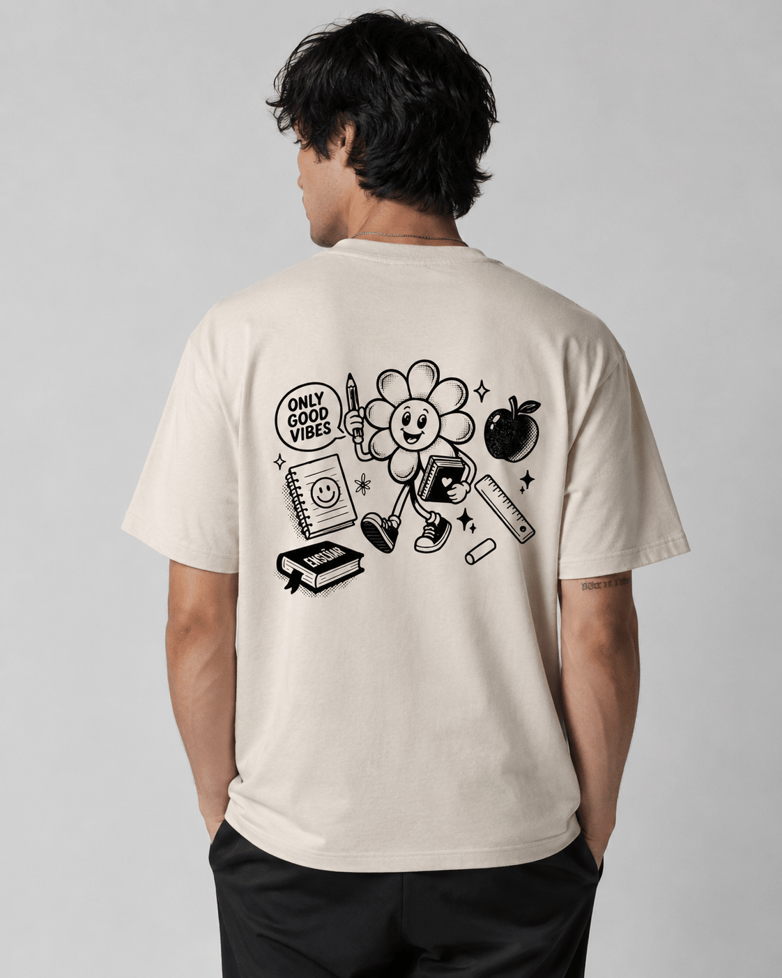 Camiseta "La Flor de la Vida" – Regalo Original y Especial para Profesores - LA FLAMA ESTUDI | Bordados personalizados