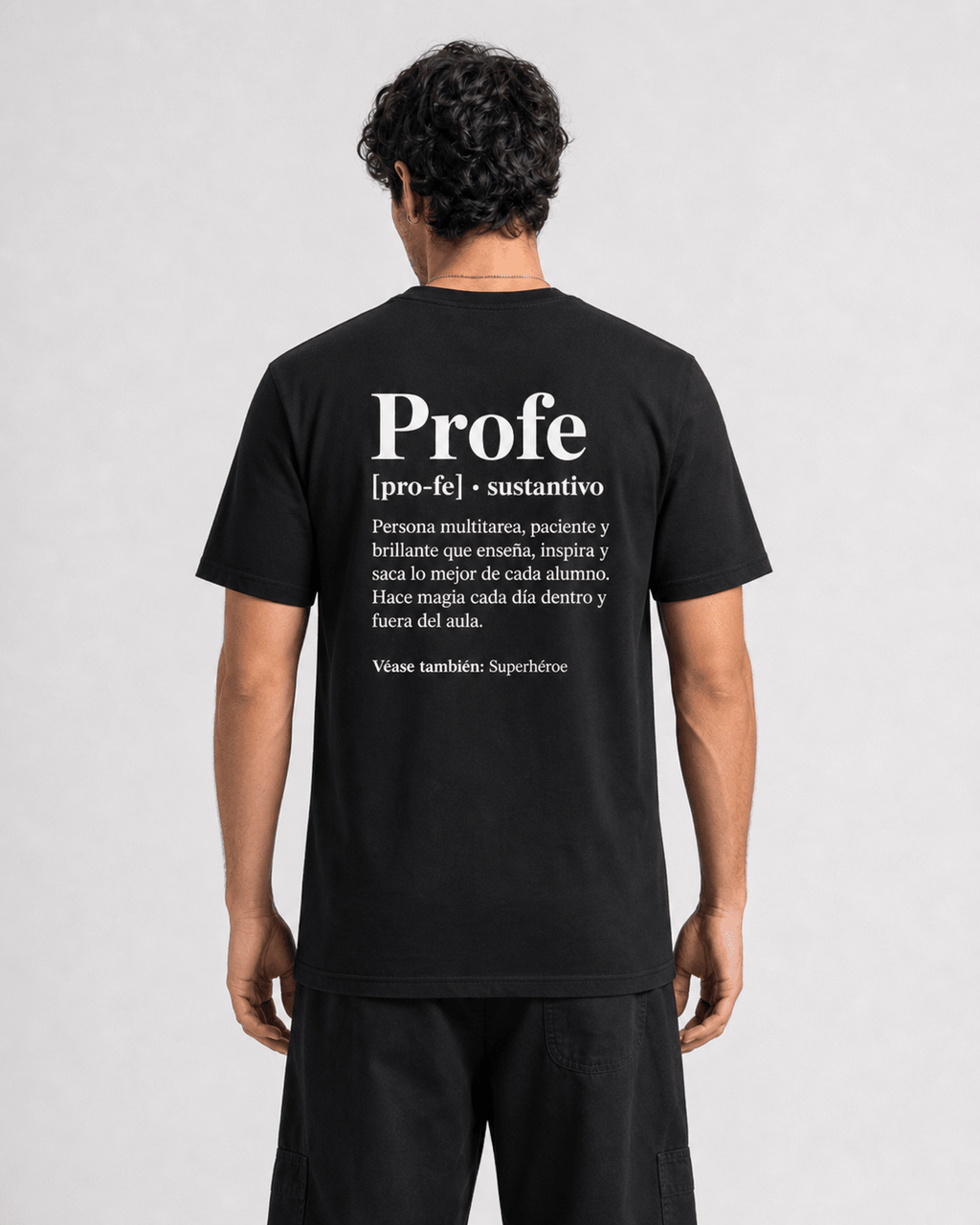 Camiseta Profe | Definición de superhéroe en camiseta - LA FLAMA ESTUDI | Bordados personalizados