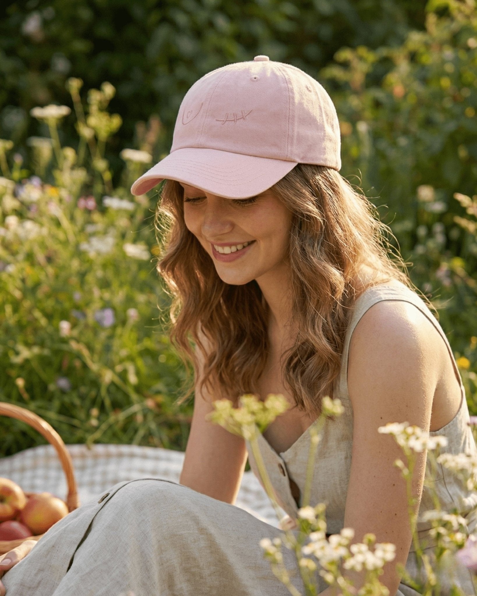 Gorra Rosa Solidaria contra el cáncer de mama - LA FLAMA ESTUDI | Bordados personalizados